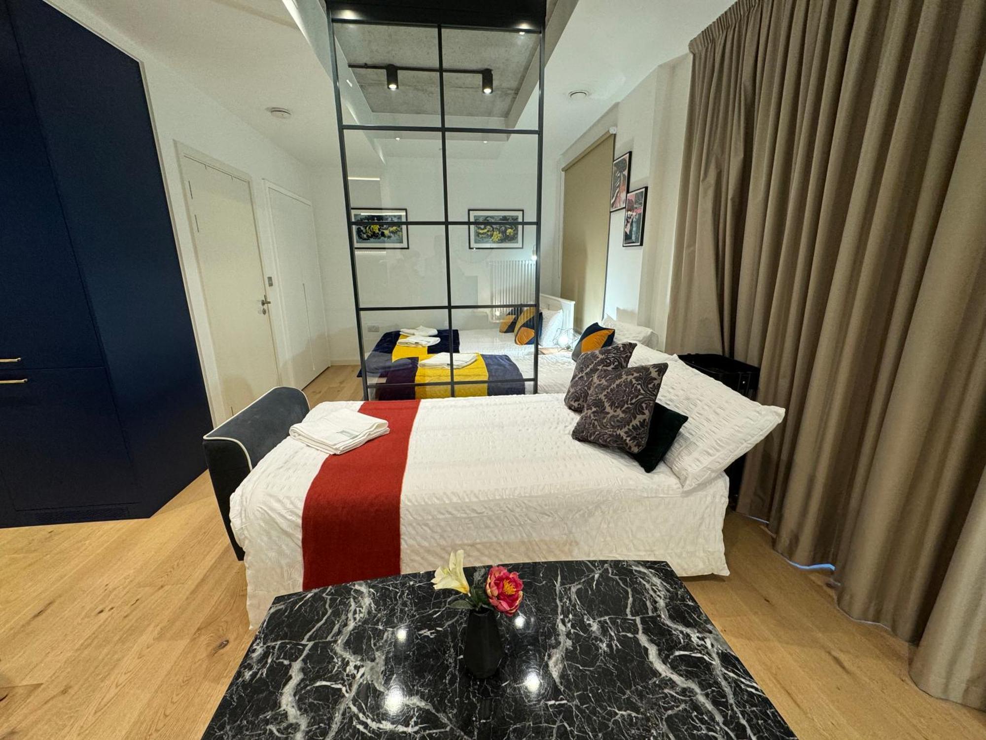 Amazing Cosy Apartment, Next To O2 Arena And Close To London Excel, Secure Parking Bagian luar foto